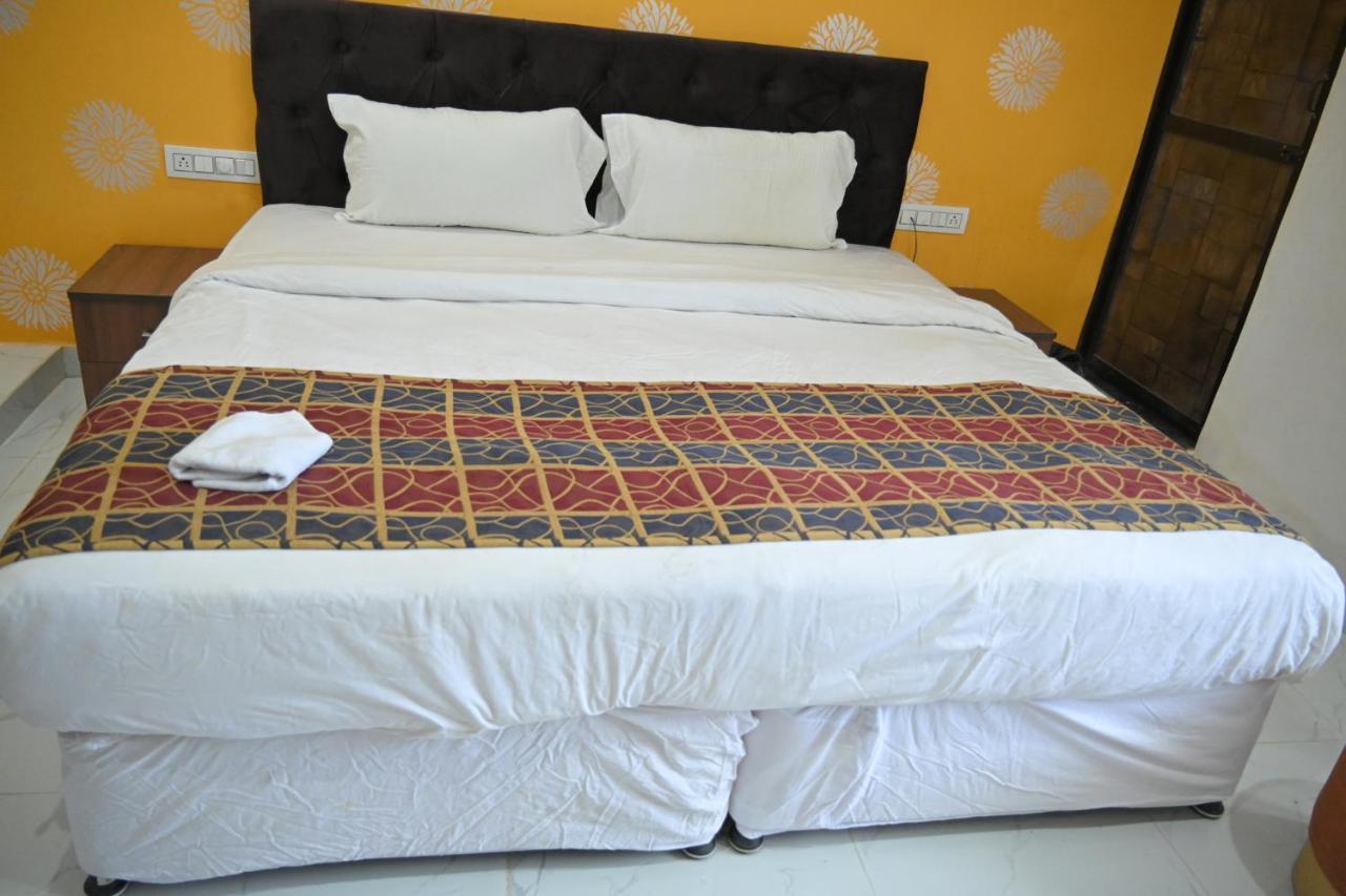 Hotel Apni Haveli Udajpur Zewnętrze zdjęcie